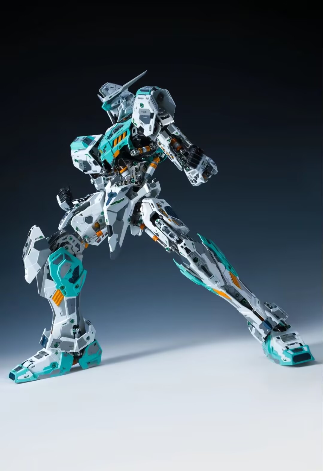 Forge Frontier Model XingSi 1/ - đánh giá và giá Model Kit Bandai 30
