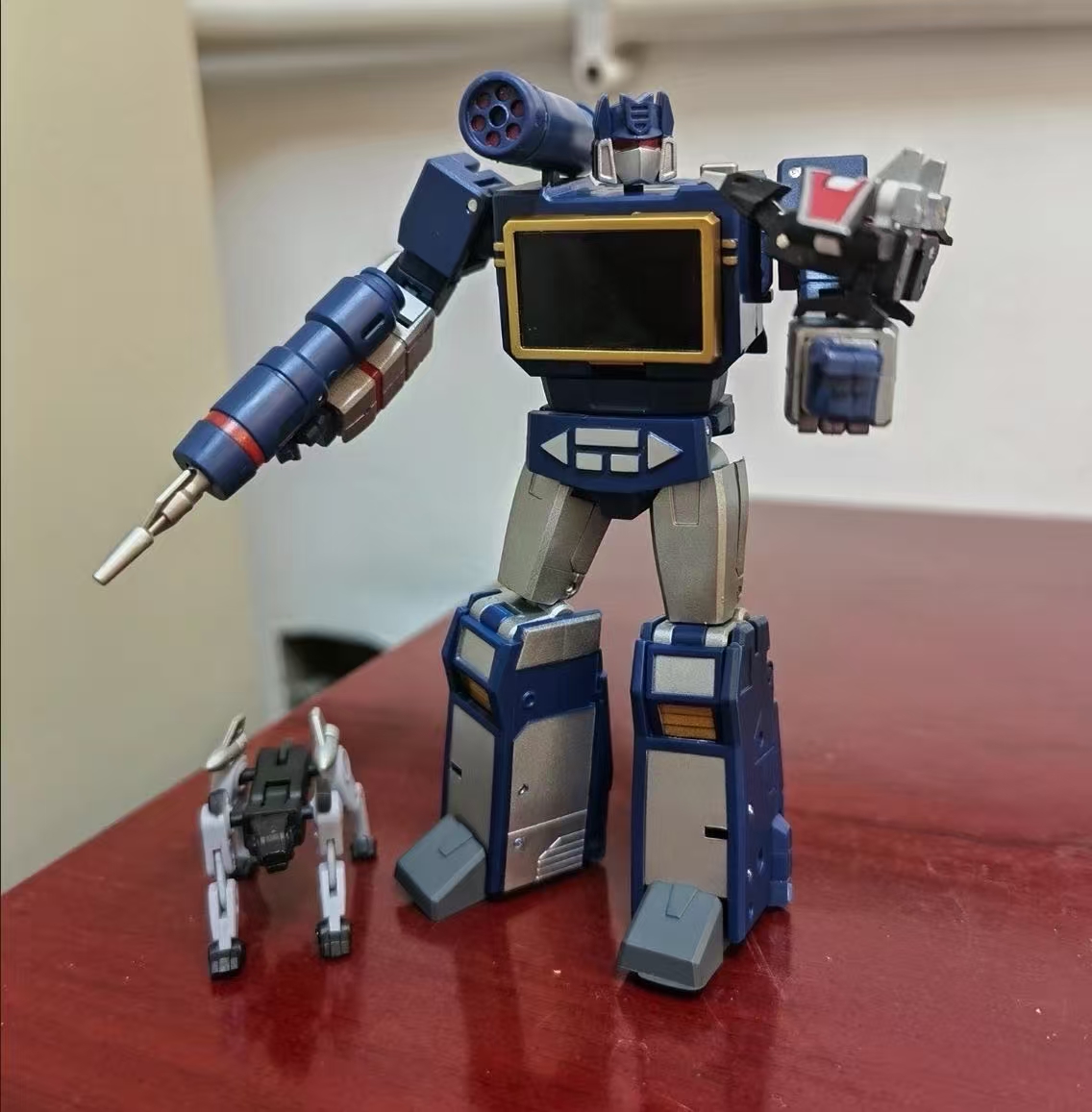 Magic Square Transformers Toy  - đánh giá và giá Model Kit Sonic